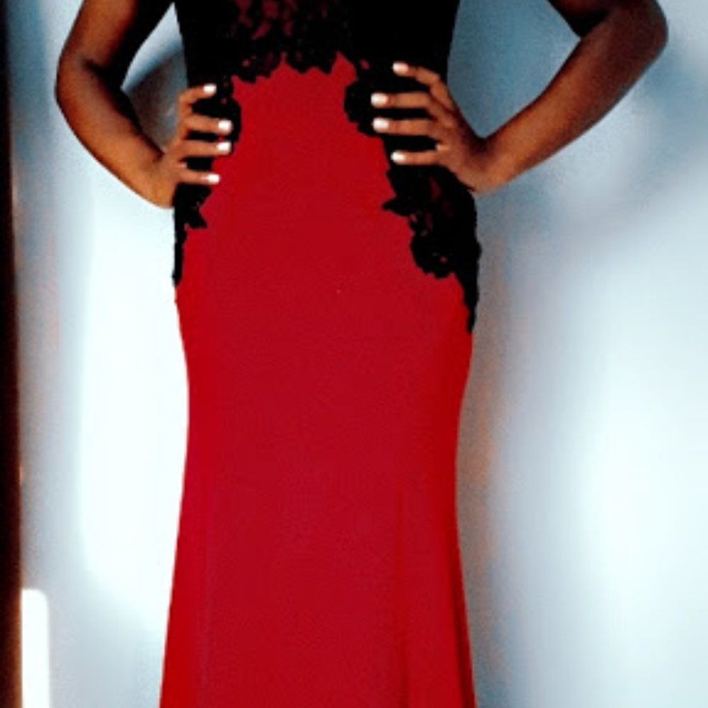 Long Red Fitting Gown with Loose Bottom